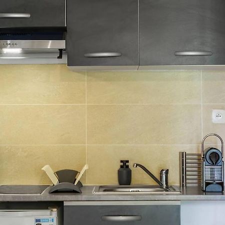 Le Saint-Gilles - Studio A St-Gilles-Les-Bains - Situe Dans Residence Privee Avec Piscine Eksteriør bilde